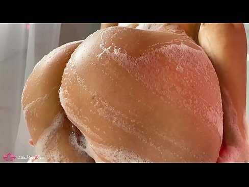 ❤️ Sinasasal ni Brunette ang Pussy gamit ang Vibrator sa Matinding Orgasm sa Shower ❤️❌ Porn video sa amin ﹏