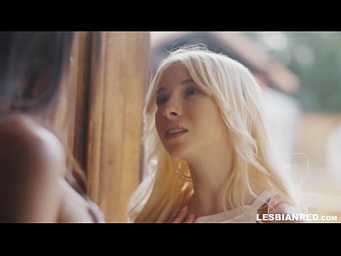 ❤️ Umuwi si Girl pagkalipas ng ilang buwan at kinain niya ang puki ng kanyang madrasta ❤️❌ Porn video sa amin ﹏